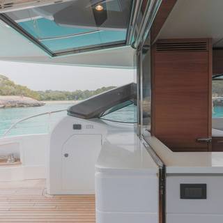 Boat image 12