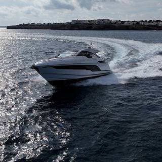 Boat image 3