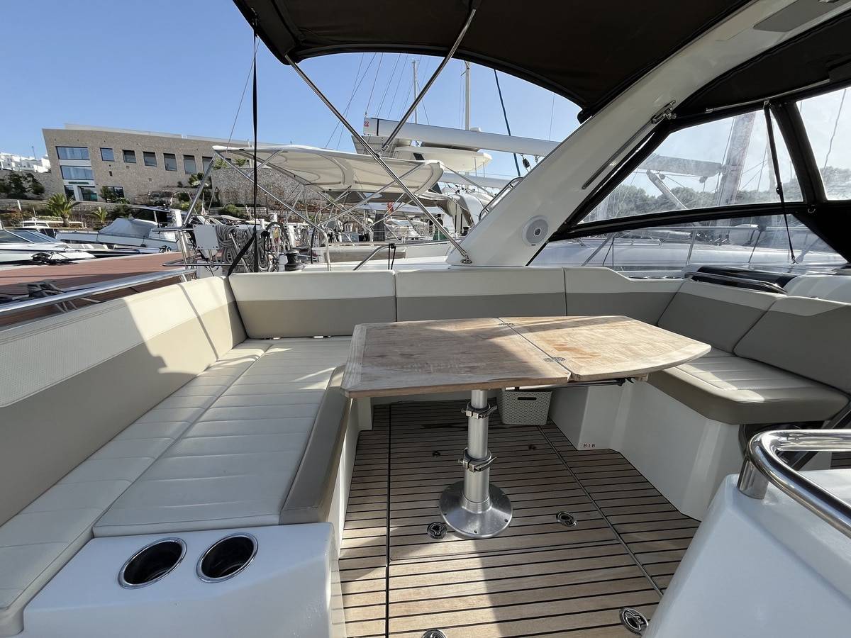 Jeanneau 30