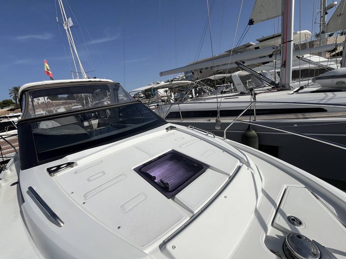 Jeanneau 30