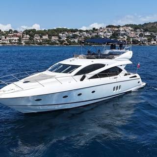 Boat image 1