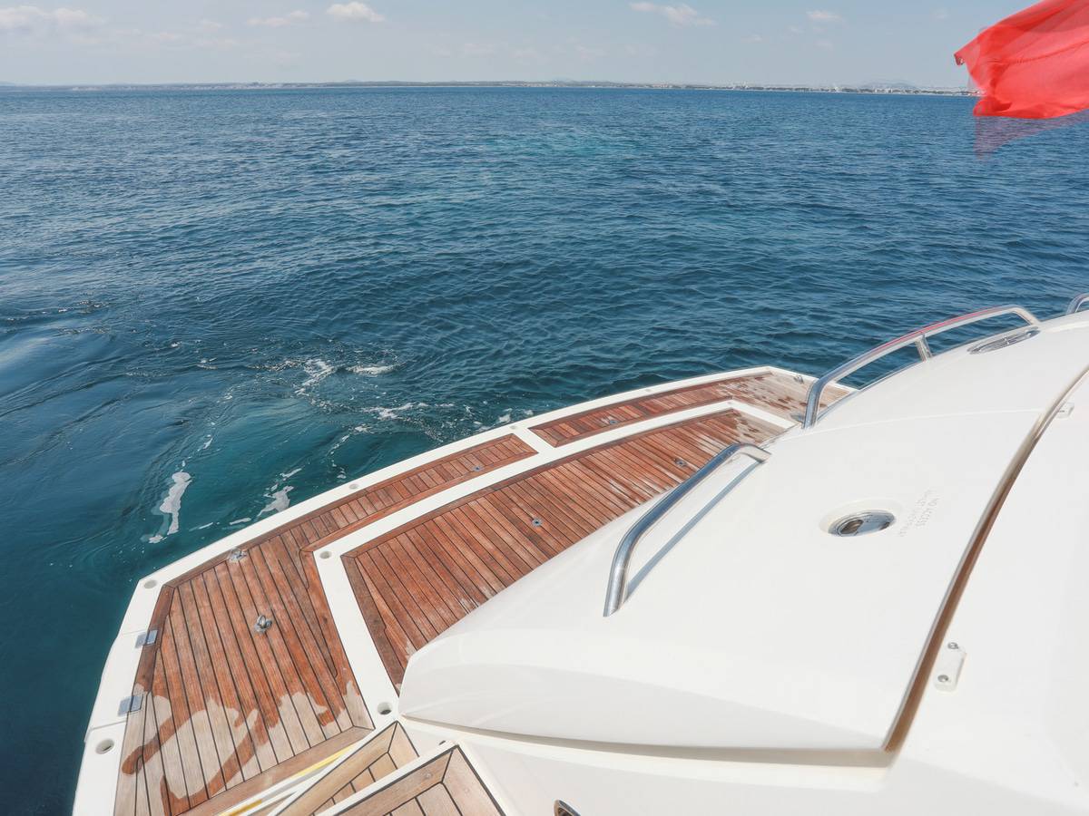 Sunseeker 60