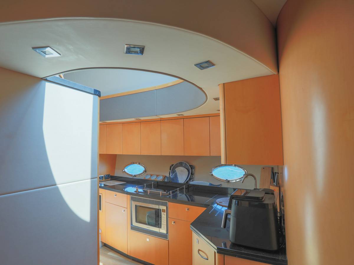 Sunseeker 60