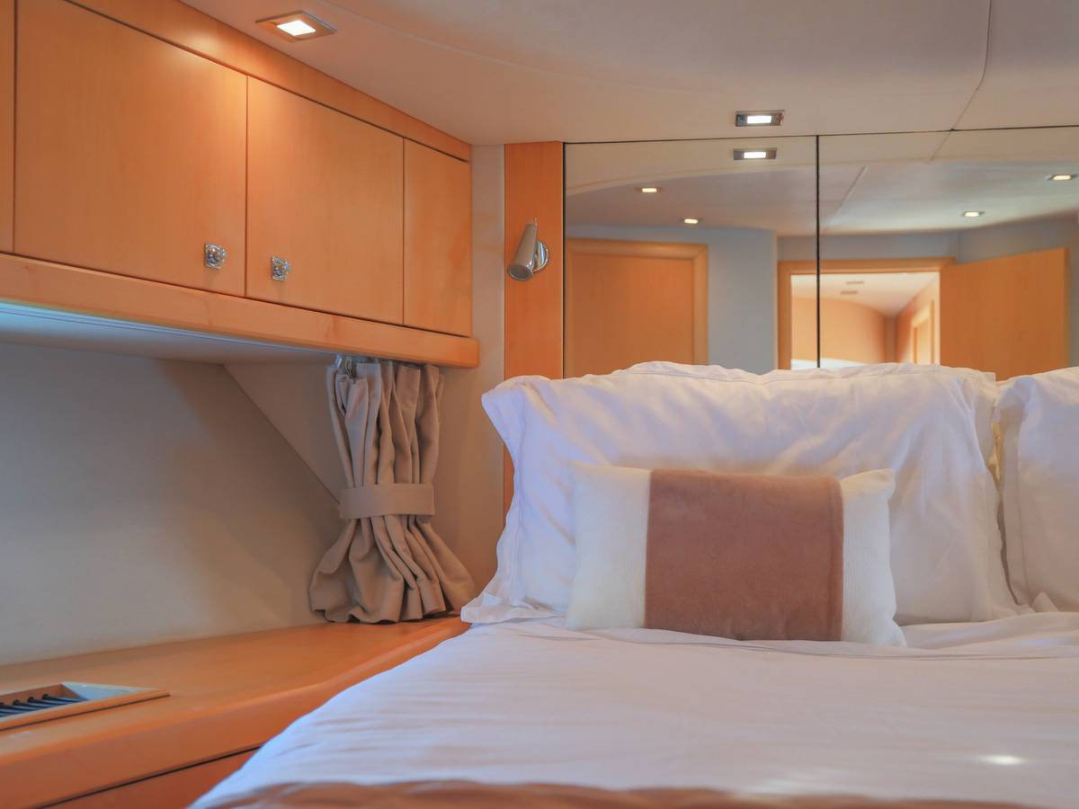 Sunseeker 60