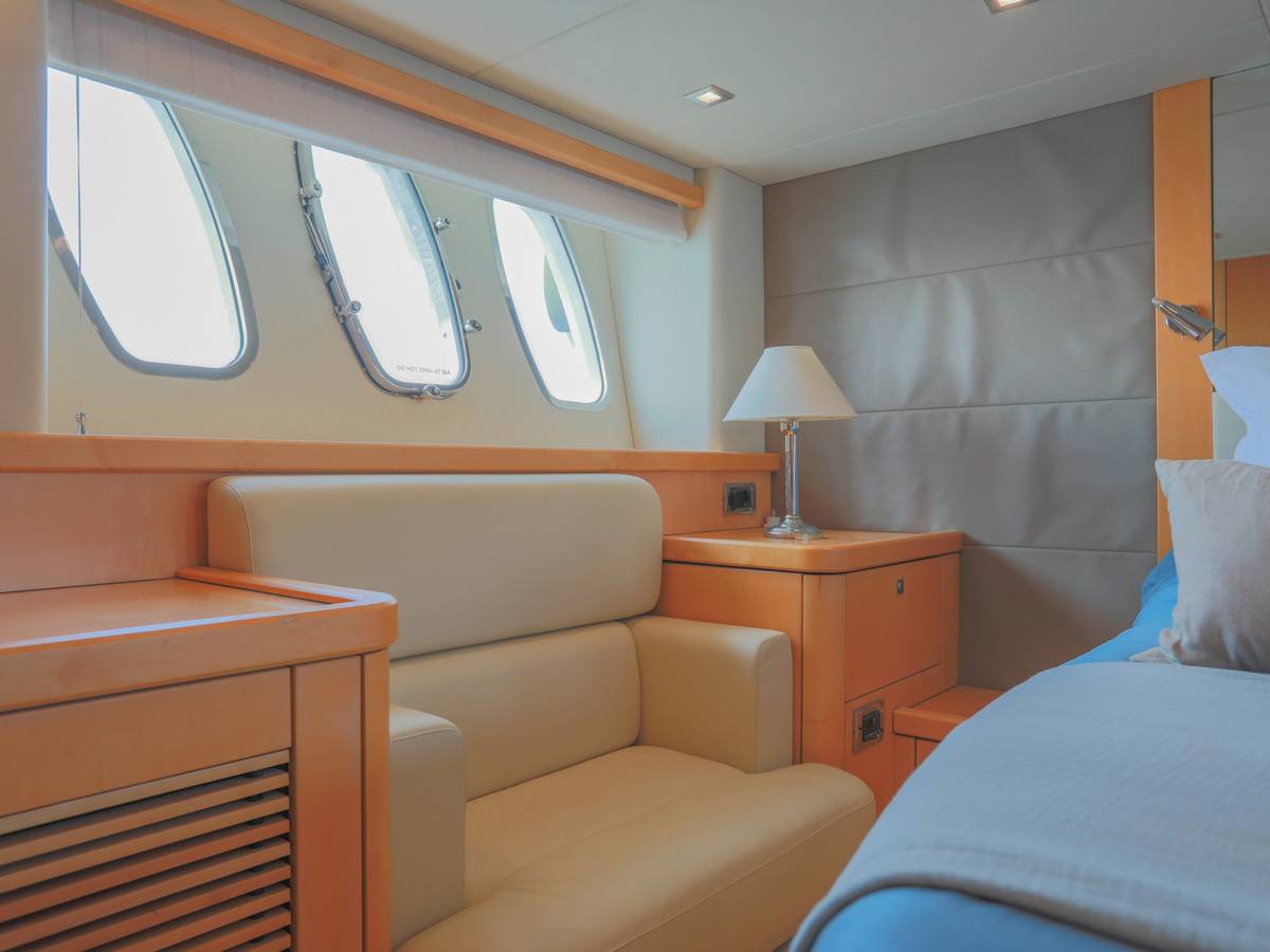 Sunseeker 60