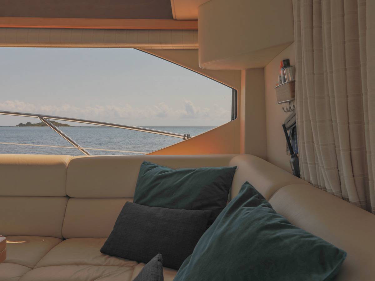 Sunseeker 60