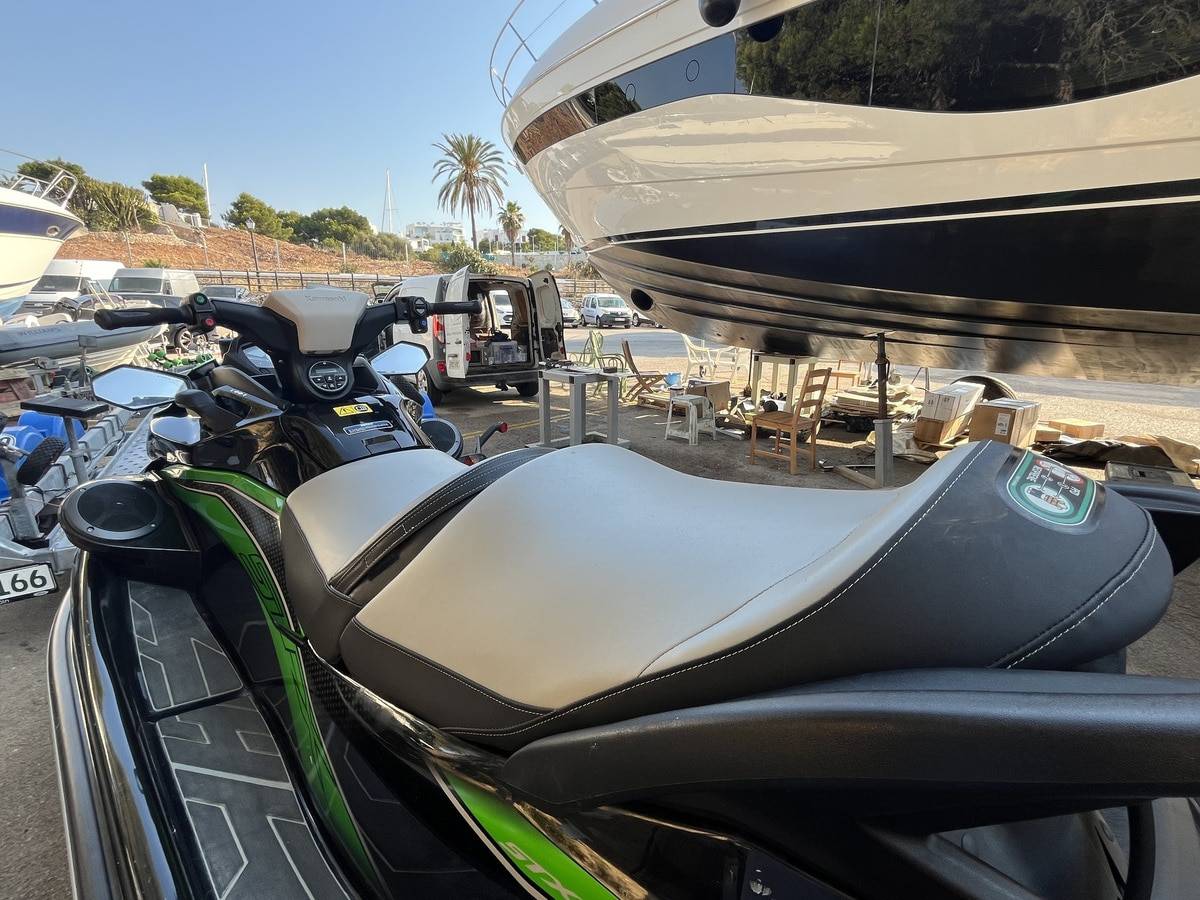 Kawasaki STX 160LX