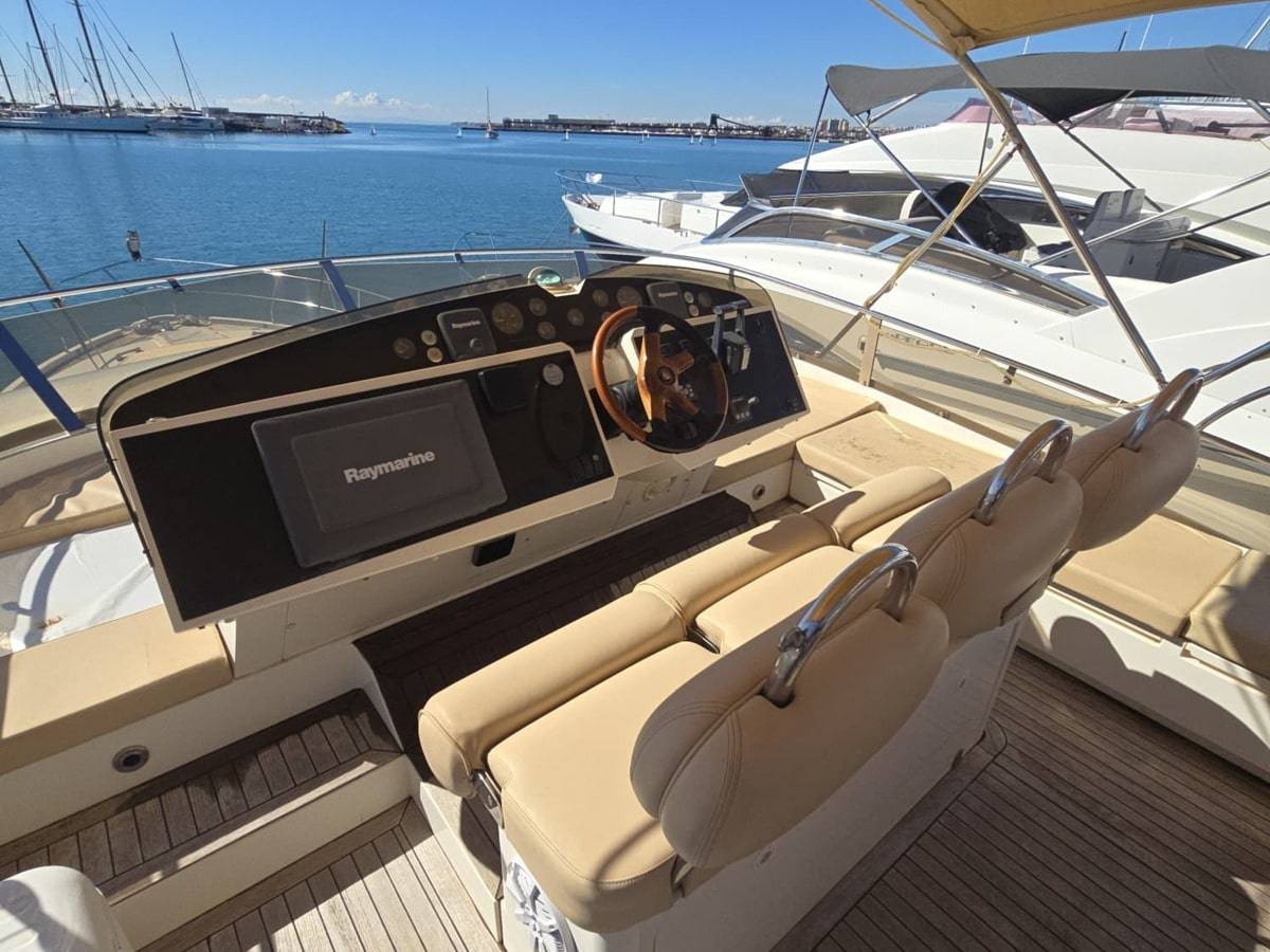 Fairline 58