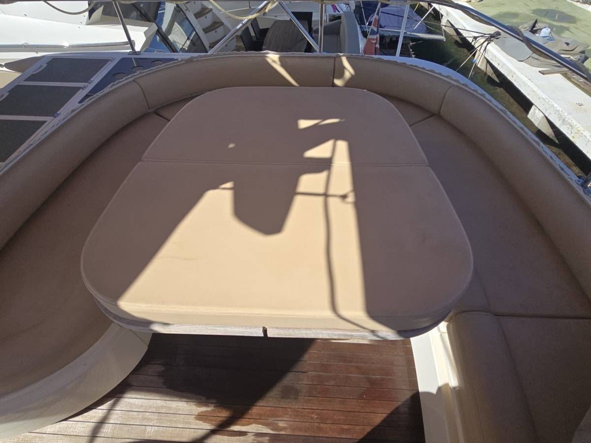 Fairline 58