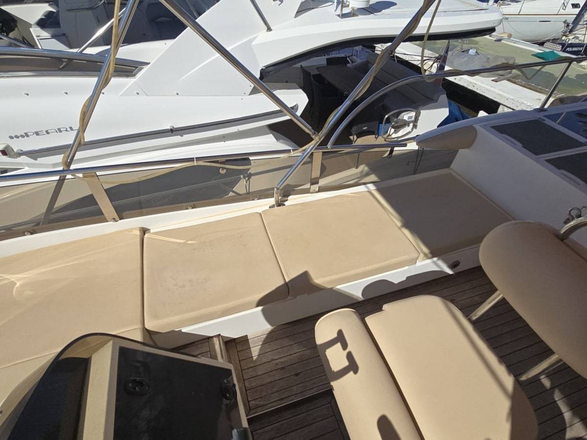 Fairline 58