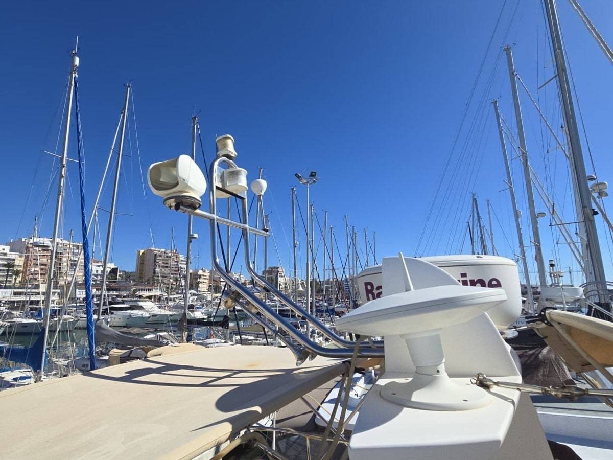 Fairline 58