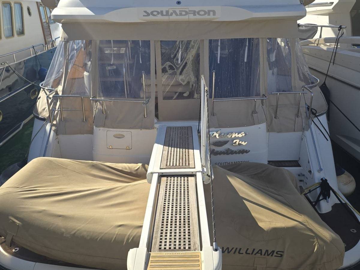 Fairline 58
