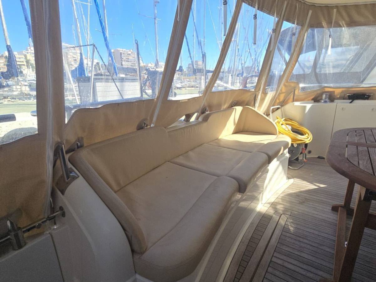 Fairline 58