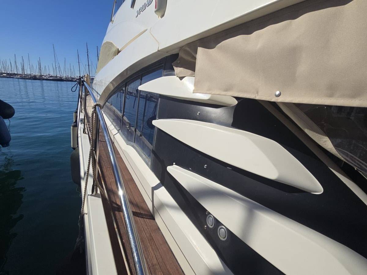 Fairline 58