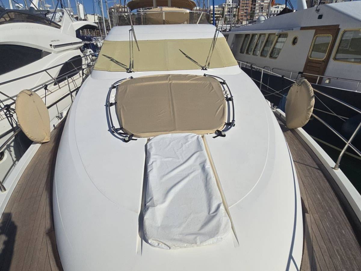 Fairline 58