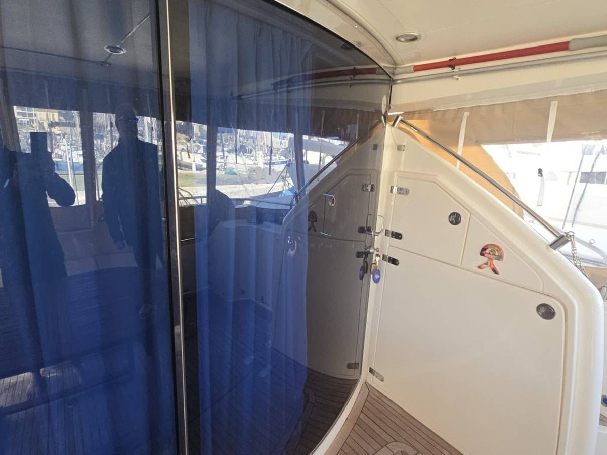Fairline 58