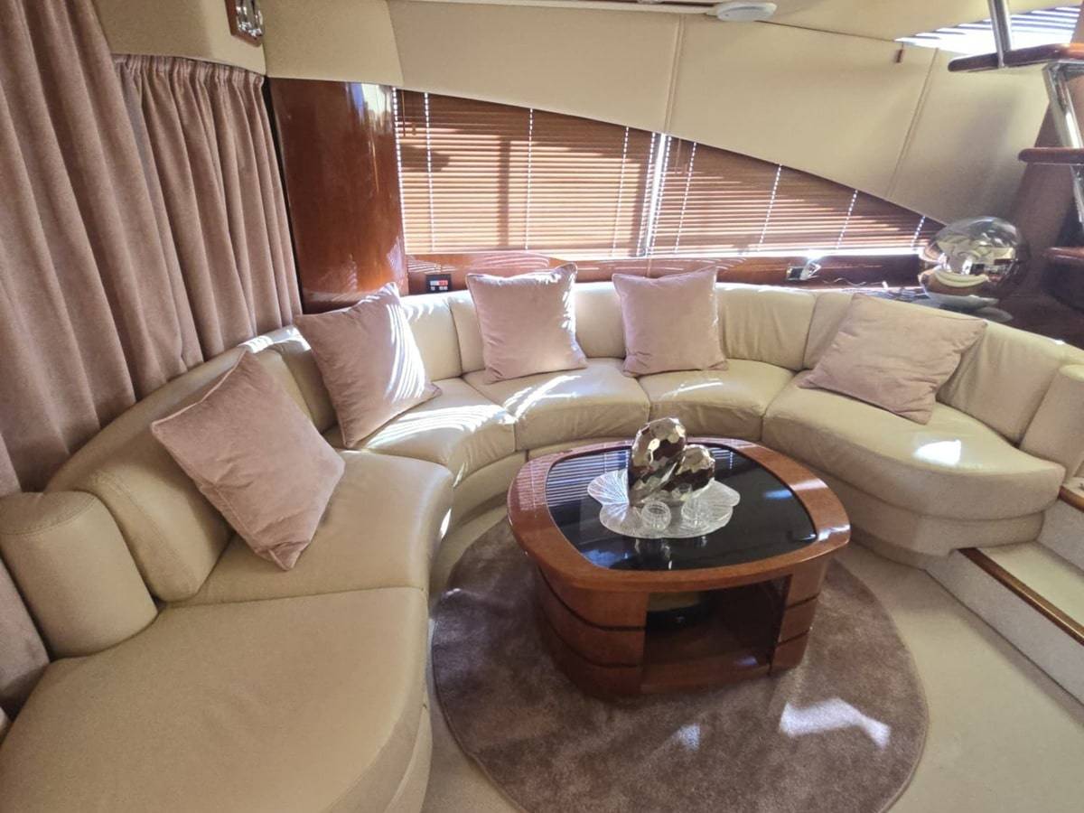 Fairline 58