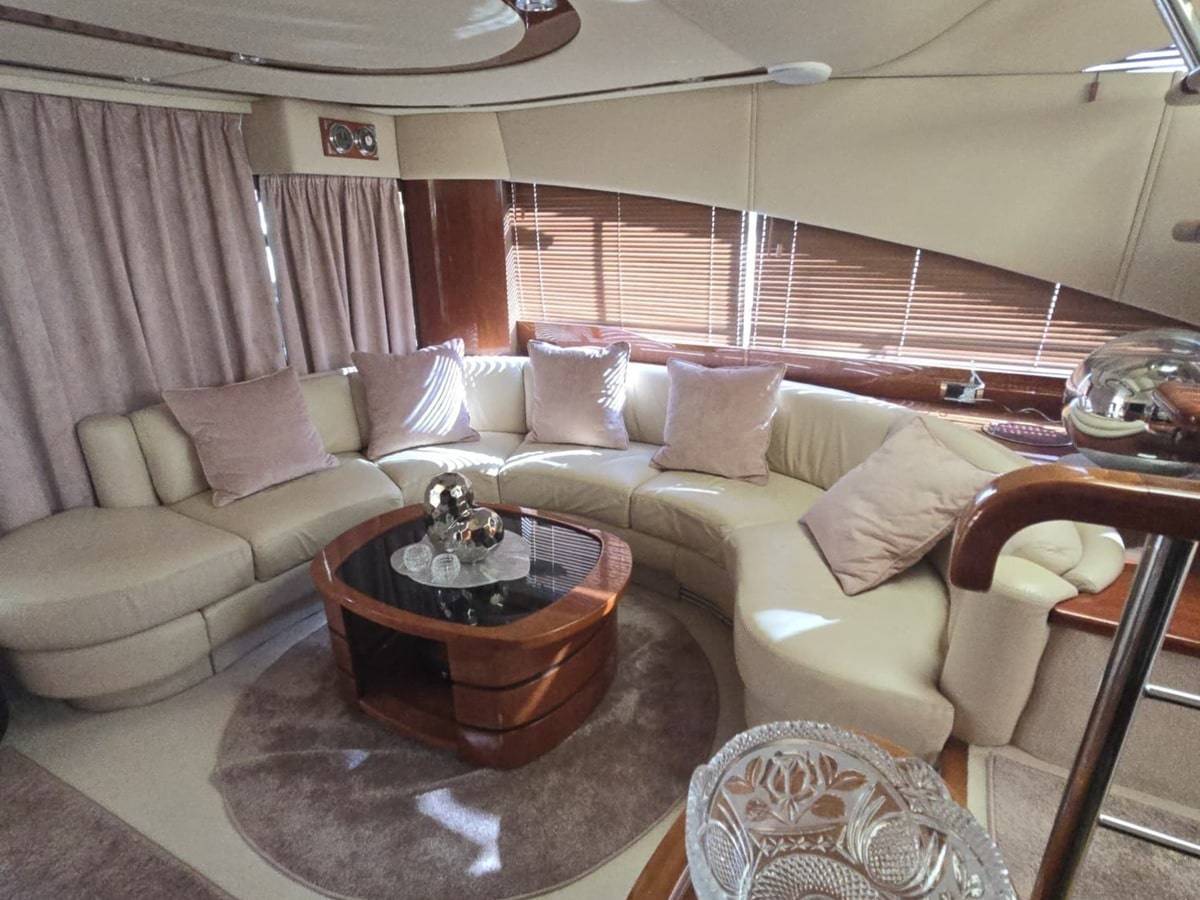 Fairline 58