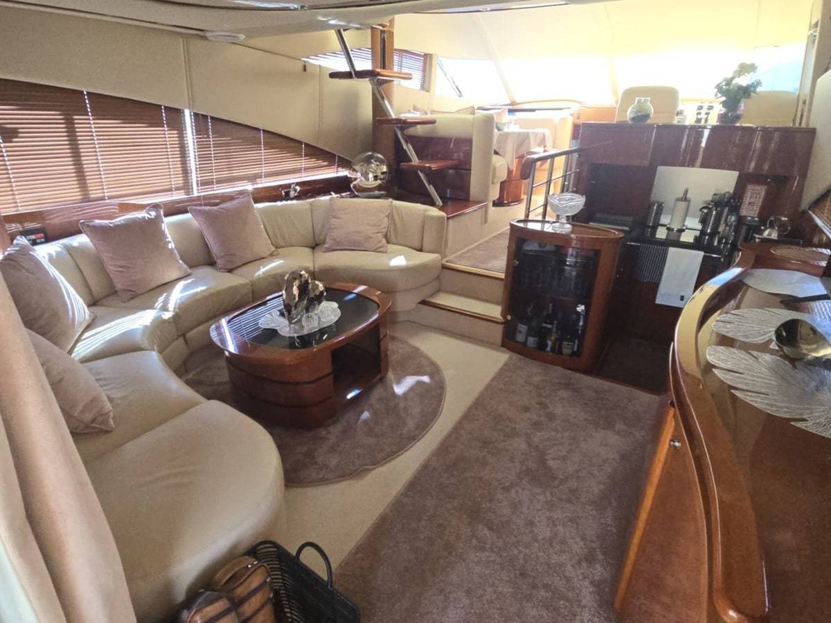 Fairline 58