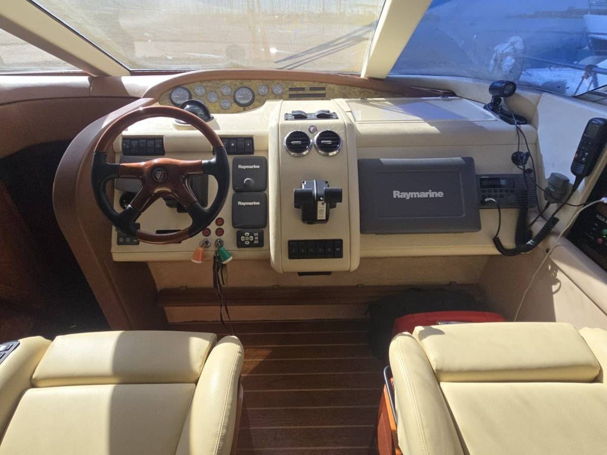 Fairline 58