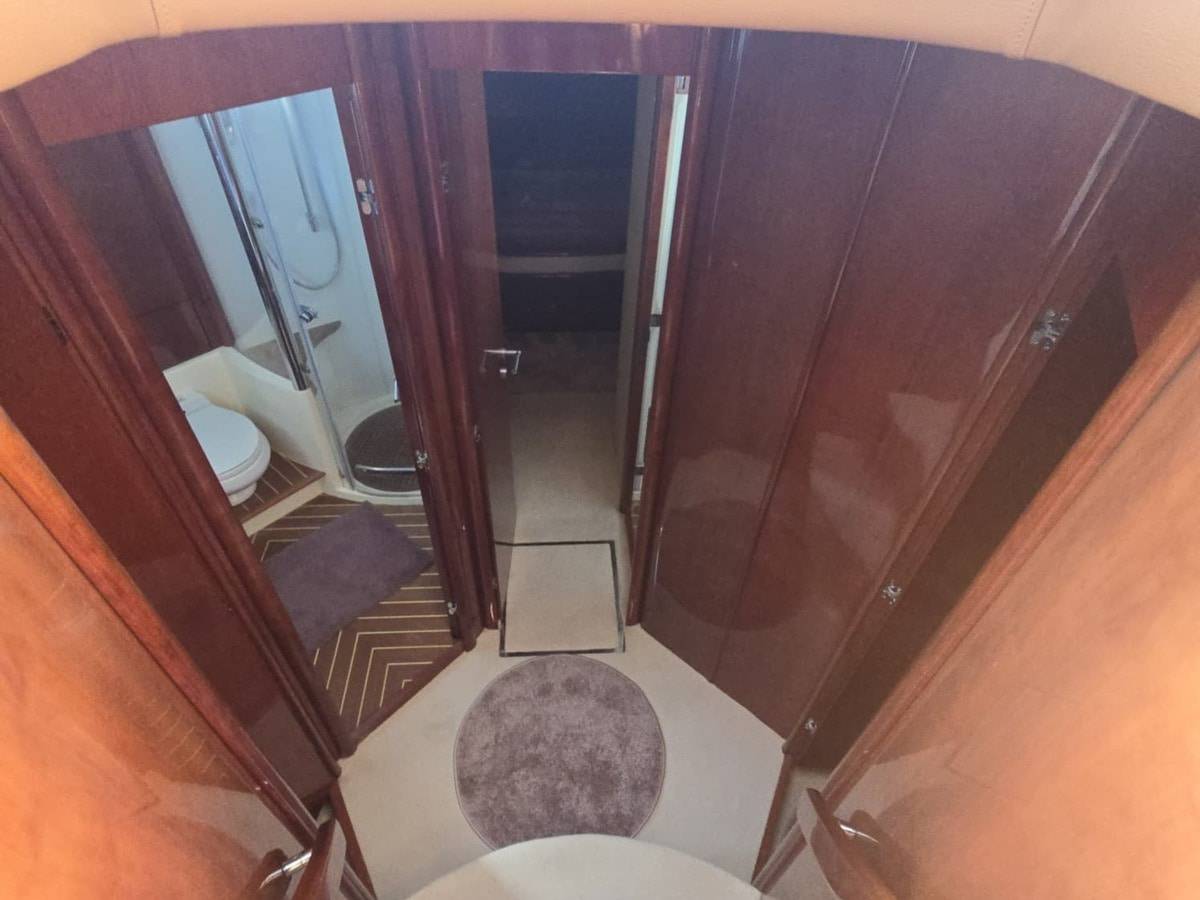 Fairline 58