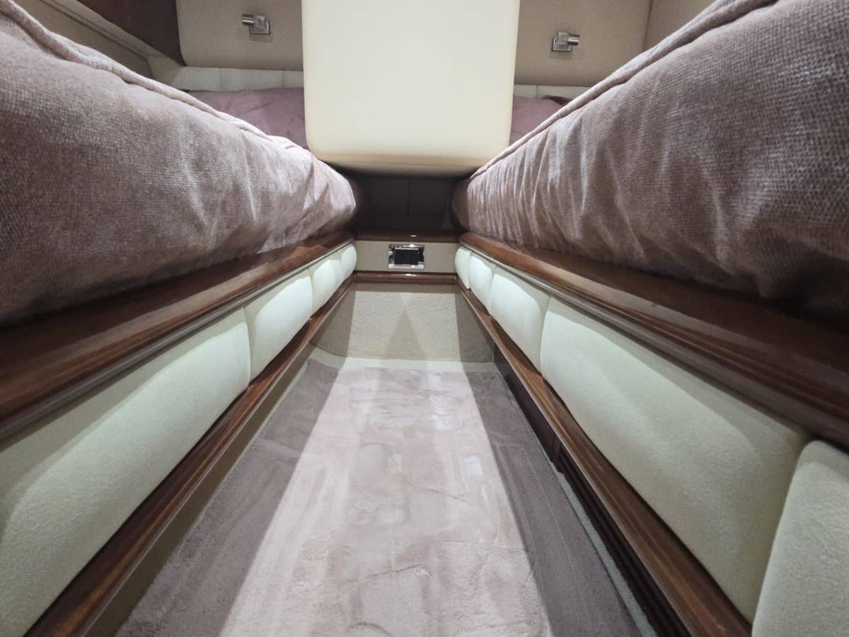 Fairline 58