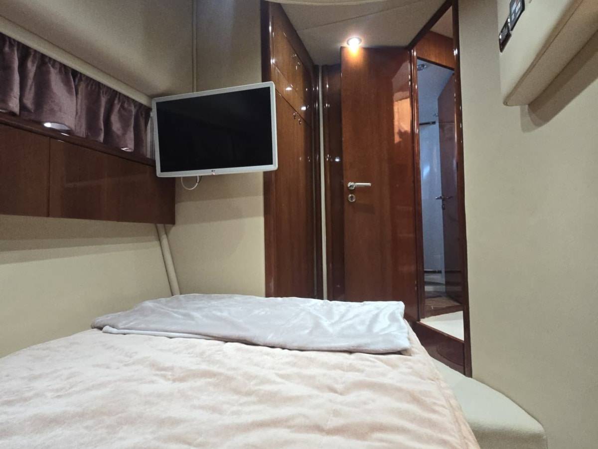 Fairline 58
