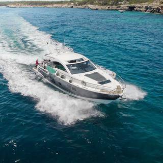 Boat image 1