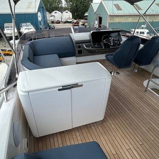 Boat image 11