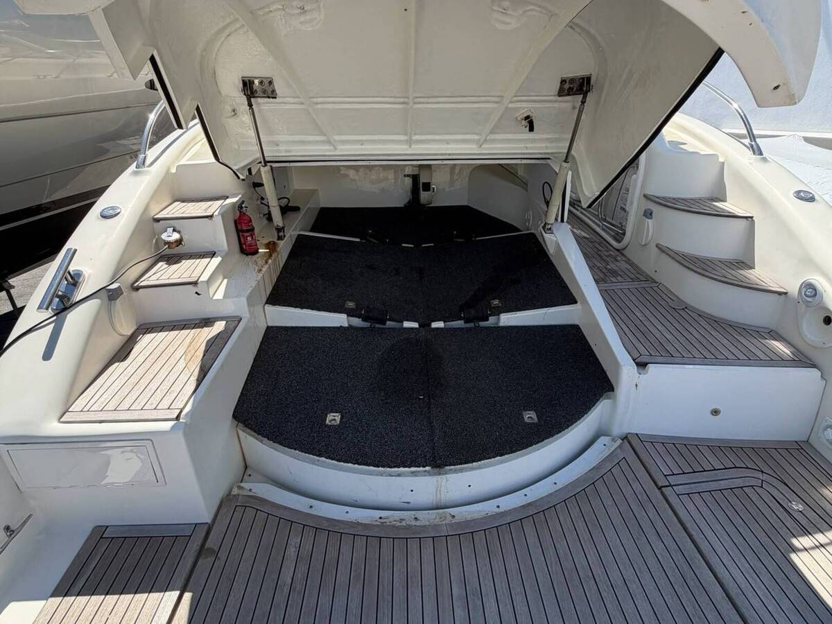 Azimut 47