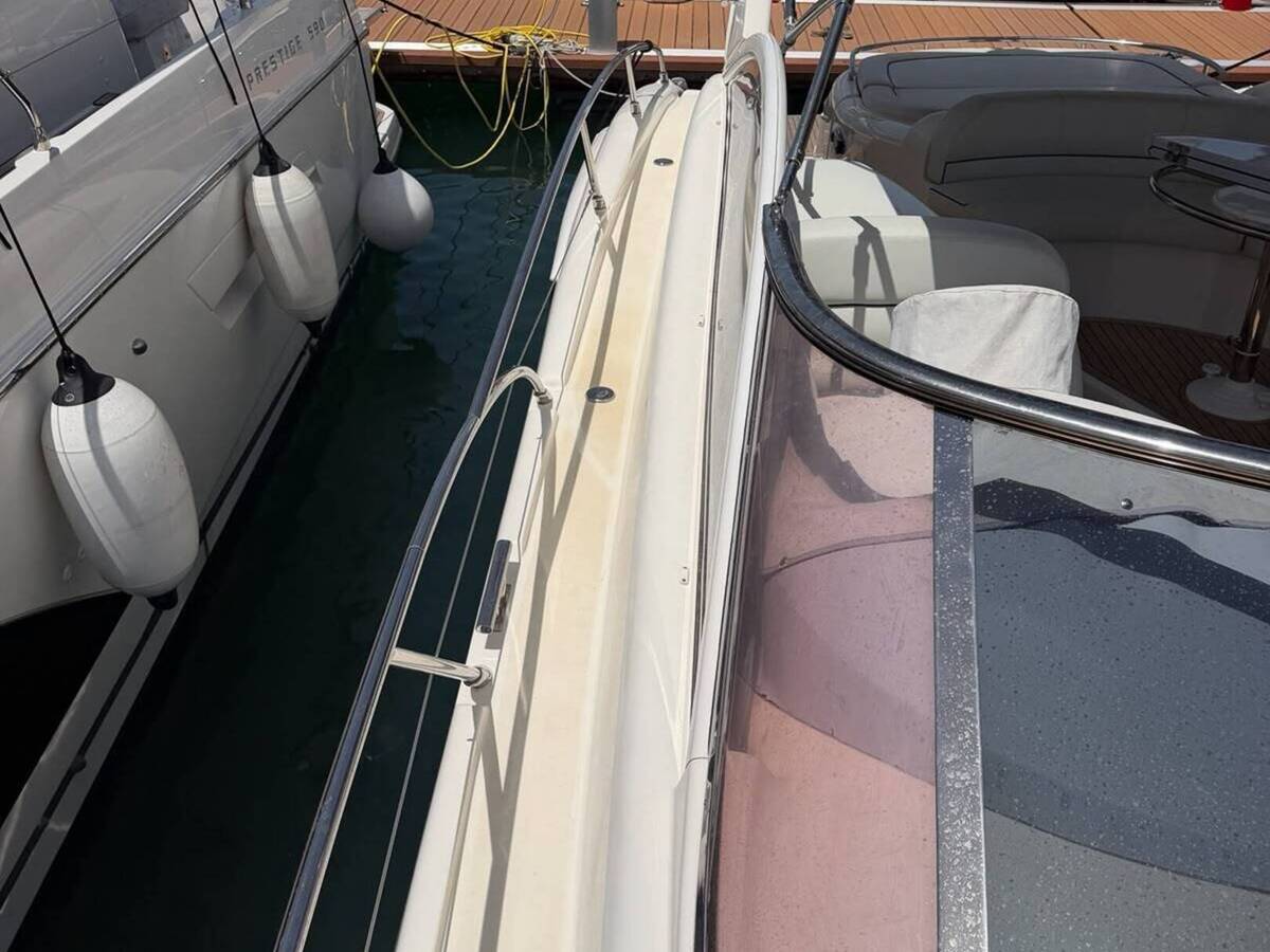 Azimut 47
