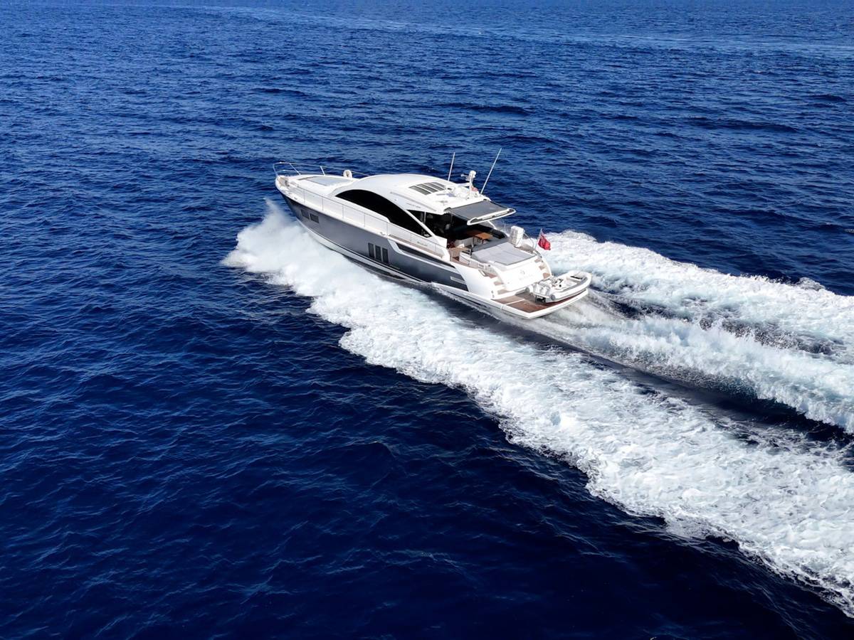 Fairline 62