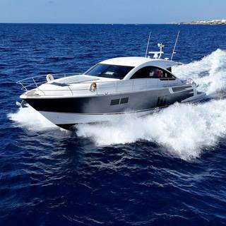Boat image 1