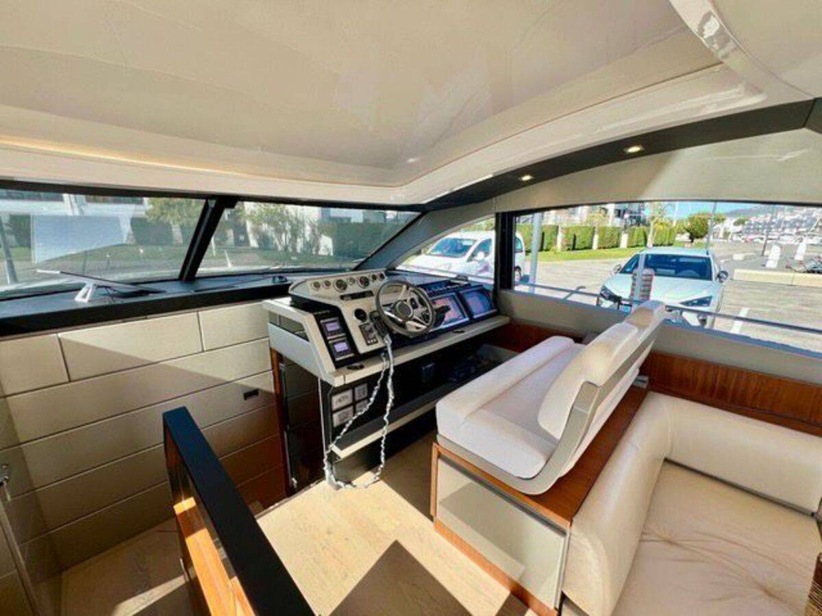 Fairline 62