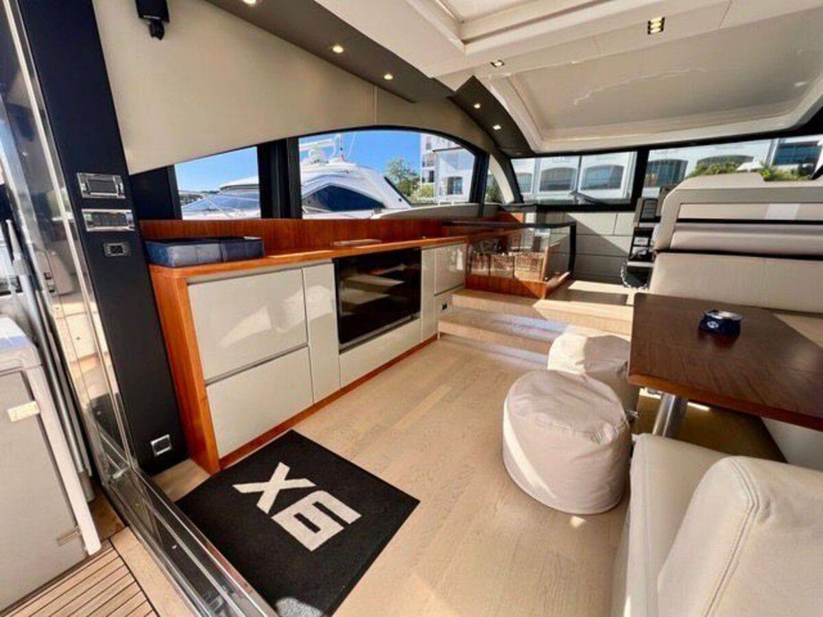 Fairline 62