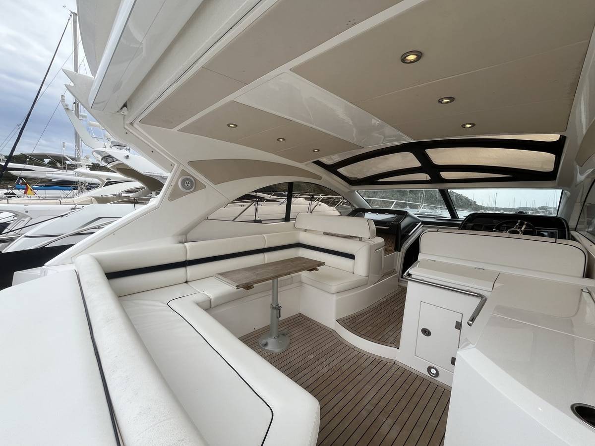 Sunseeker Portofino 48