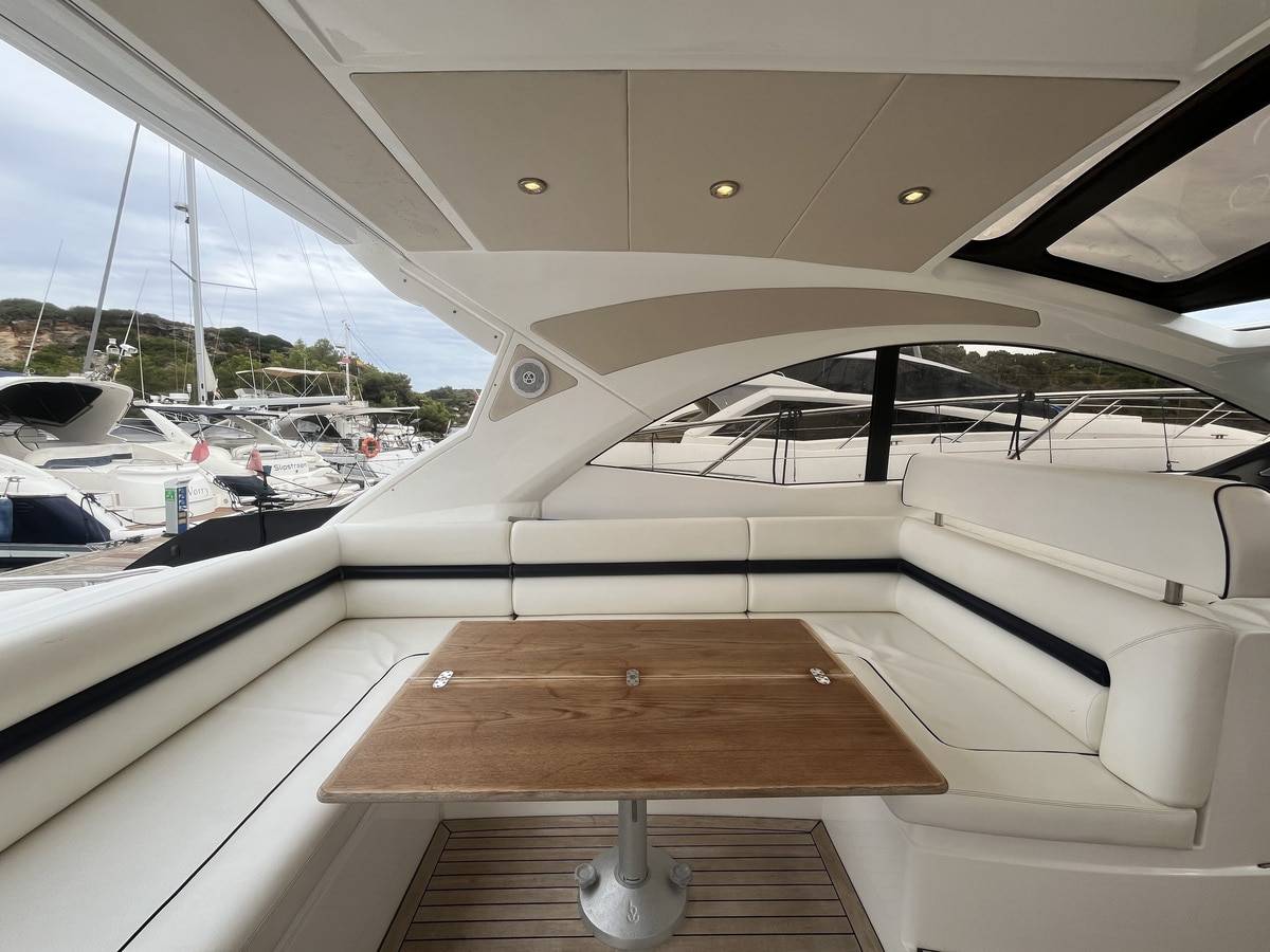 Sunseeker Portofino 48