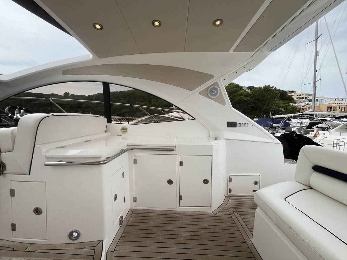 Sunseeker Portofino 48
