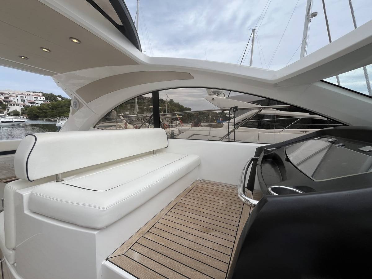 Sunseeker Portofino 48
