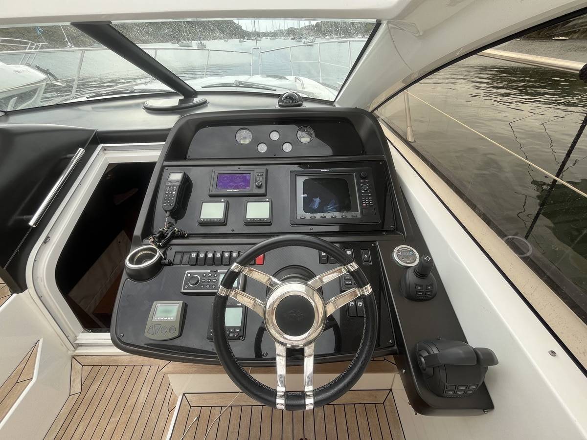 Sunseeker Portofino 48