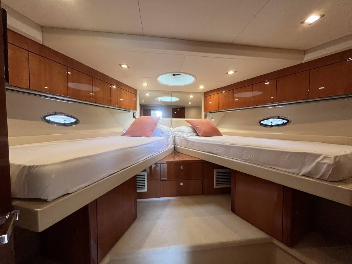Sunseeker Portofino 48