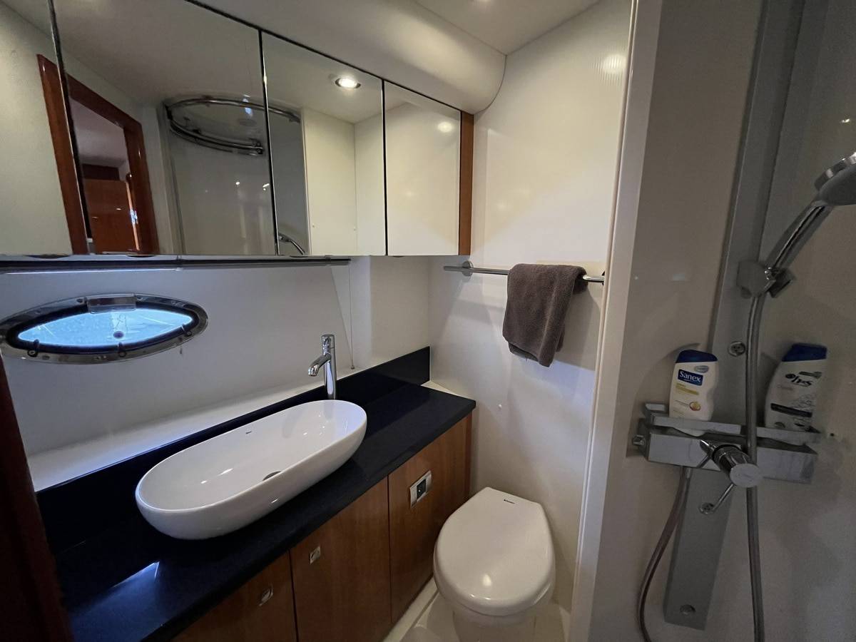 Sunseeker Portofino 48