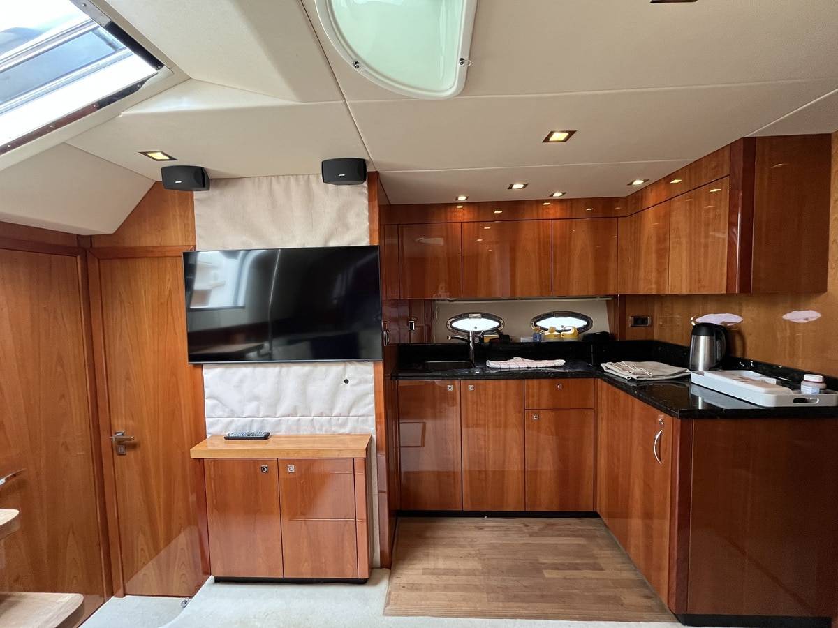 Sunseeker Portofino 48