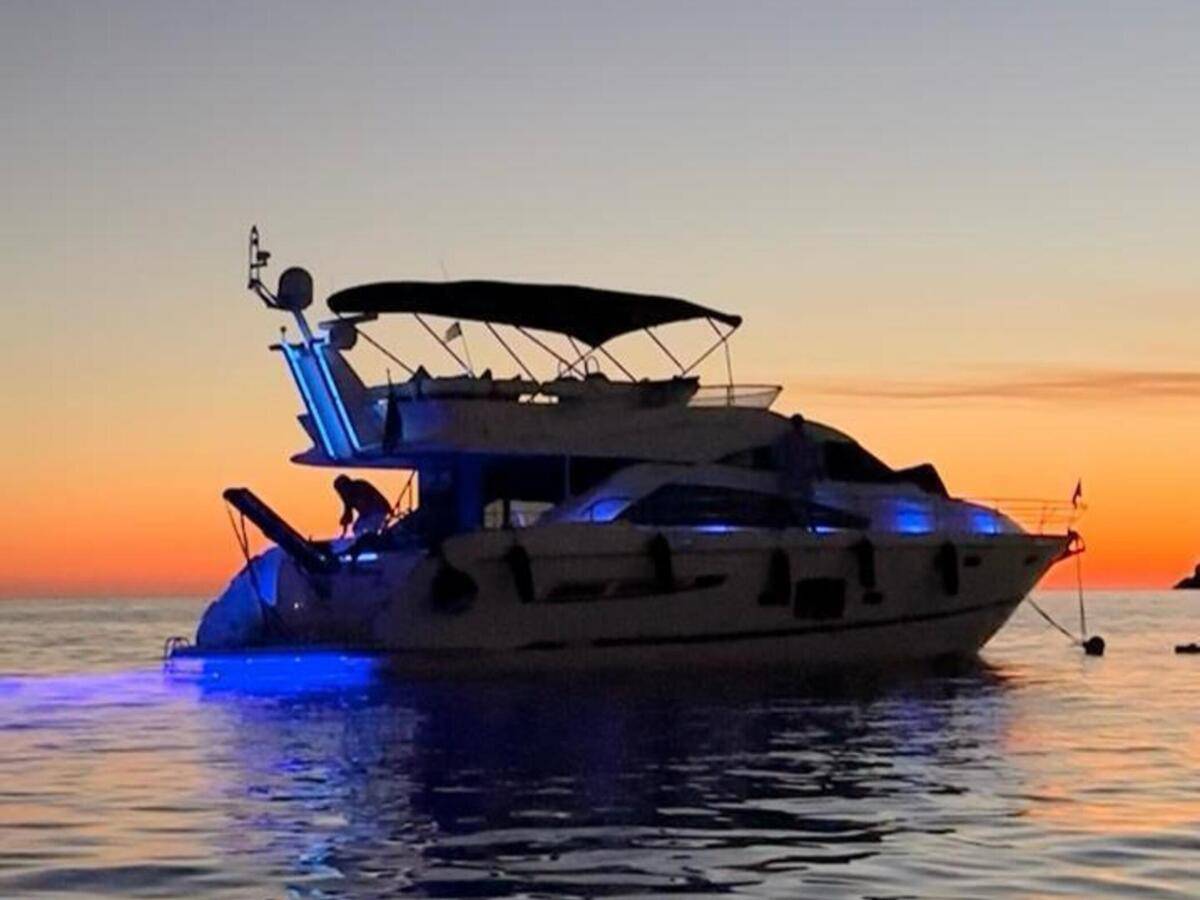 Fairline Squadron 55