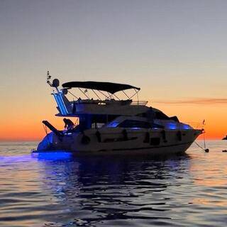 Boat image 11