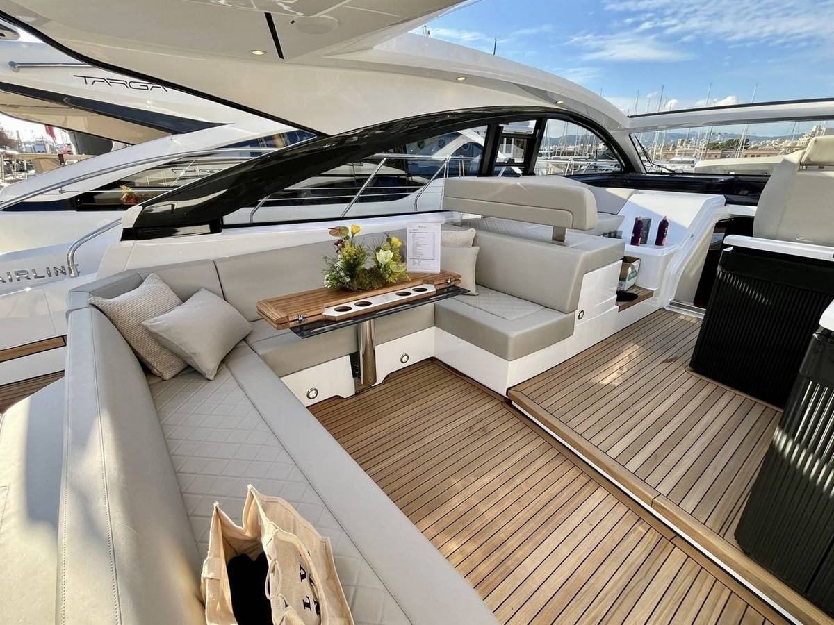 Fairline 47