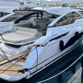 Boat image 3