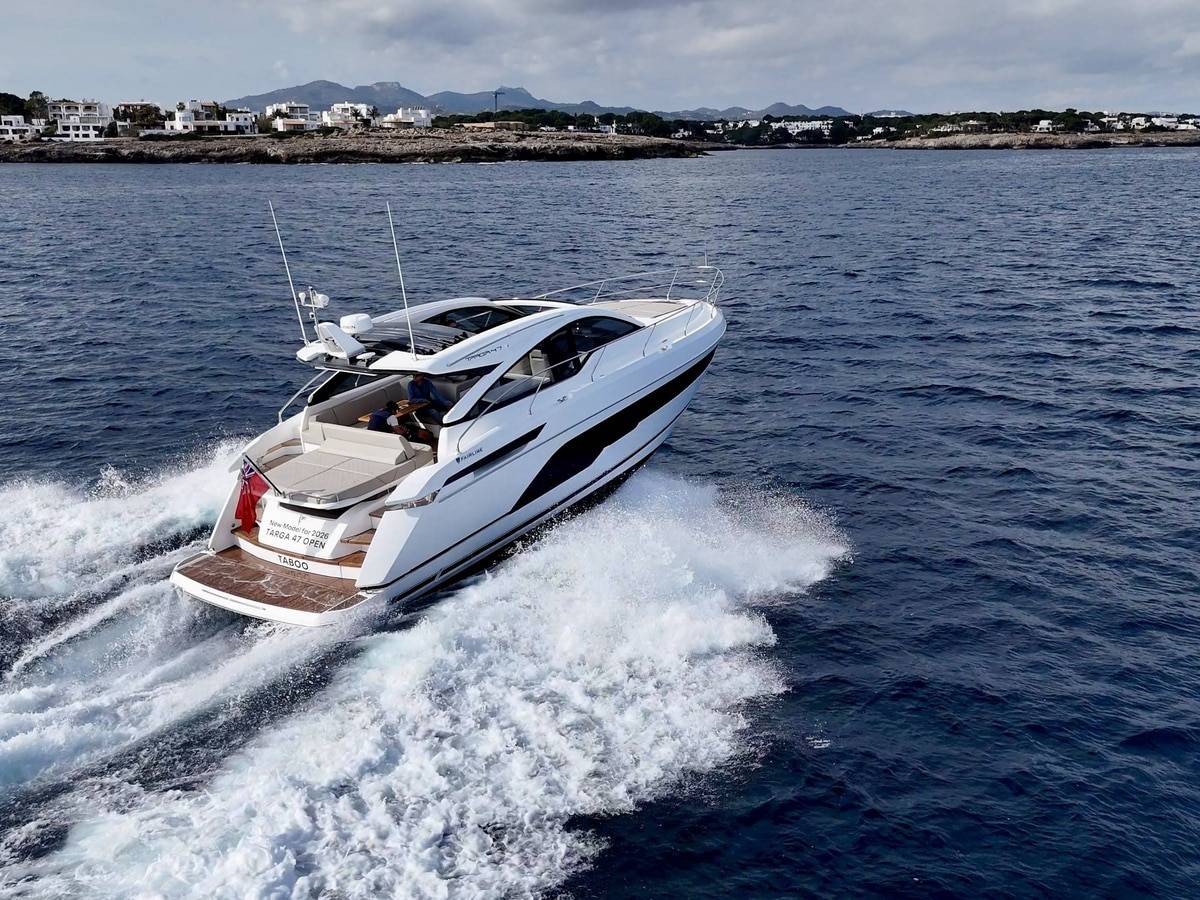 Fairline 47