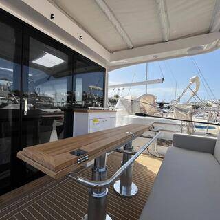 Boat image 10