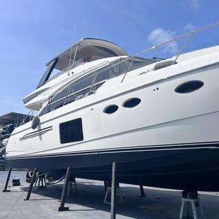 Boat image 2